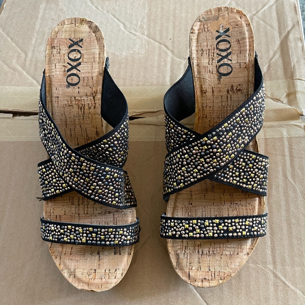 XOXO WEDGES